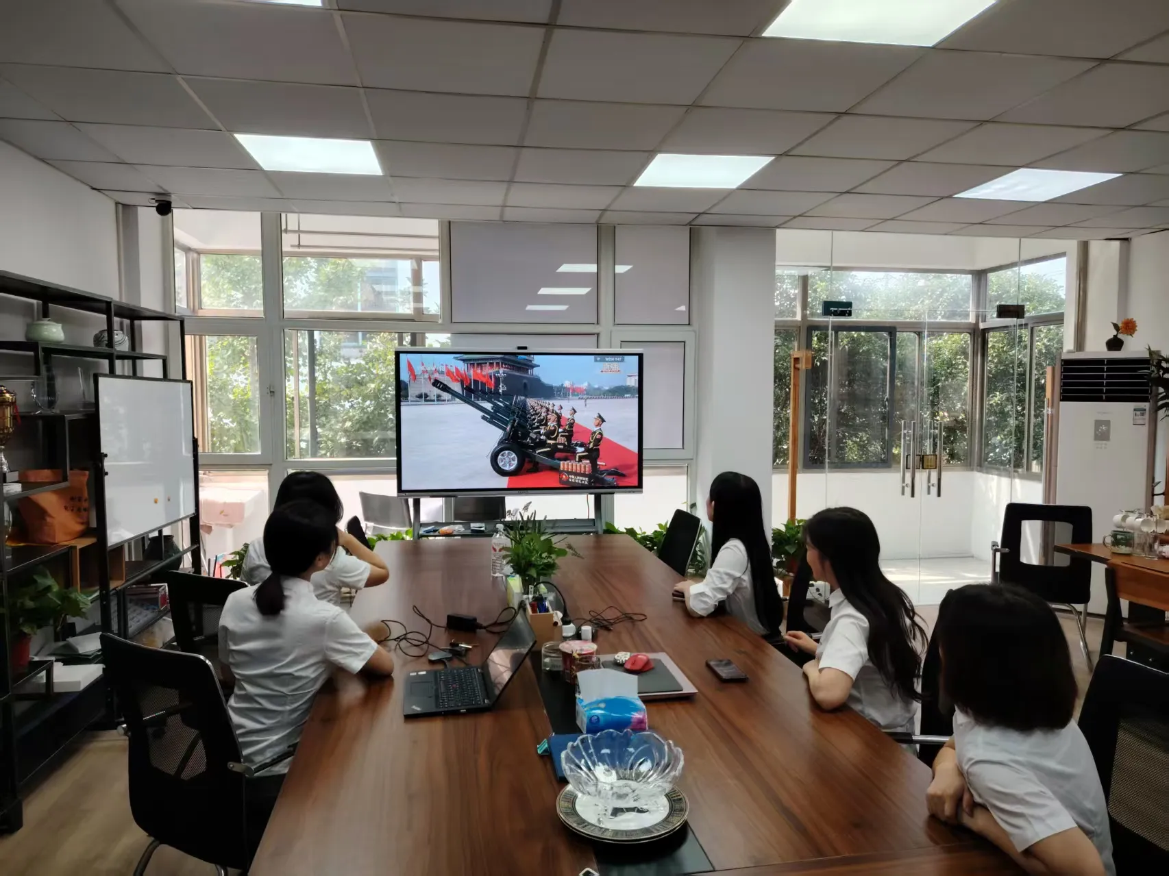 隆重纪念中国人民抗日战争暨世界反法西斯战争胜利80周年! 隆重纪念中国人民抗日战争暨世界反法西斯战争胜利80周年!