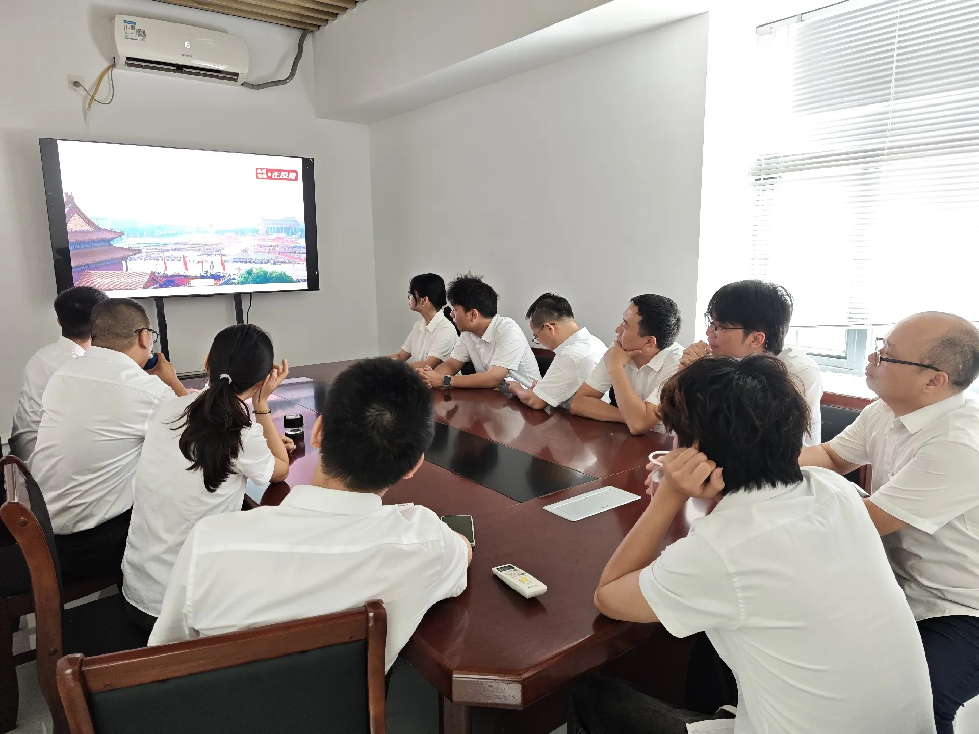 隆重纪念中国人民抗日战争暨世界反法西斯战争胜利80周年! 隆重纪念中国人民抗日战争暨世界反法西斯战争胜利80周年!