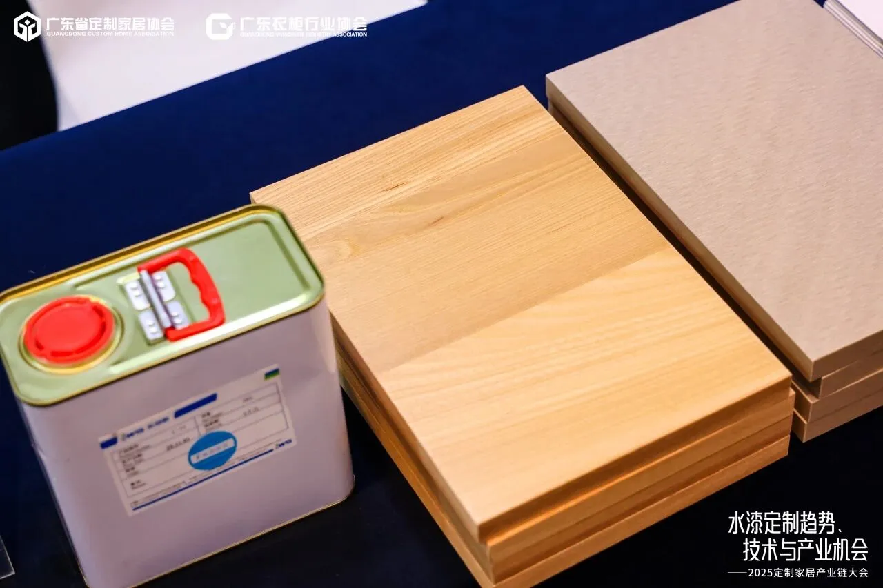 环保粘合 价值选择|IWG永特耐受邀出席2025定制家居产业链大会,以环保与高品质粘合解决方案助力定制家居行业健康发展 环保粘合 价值选择|IWG永特耐受邀出席2025定制家居产业链大会,以环保与高品质粘合解决方案助力定制家居行业健康发展