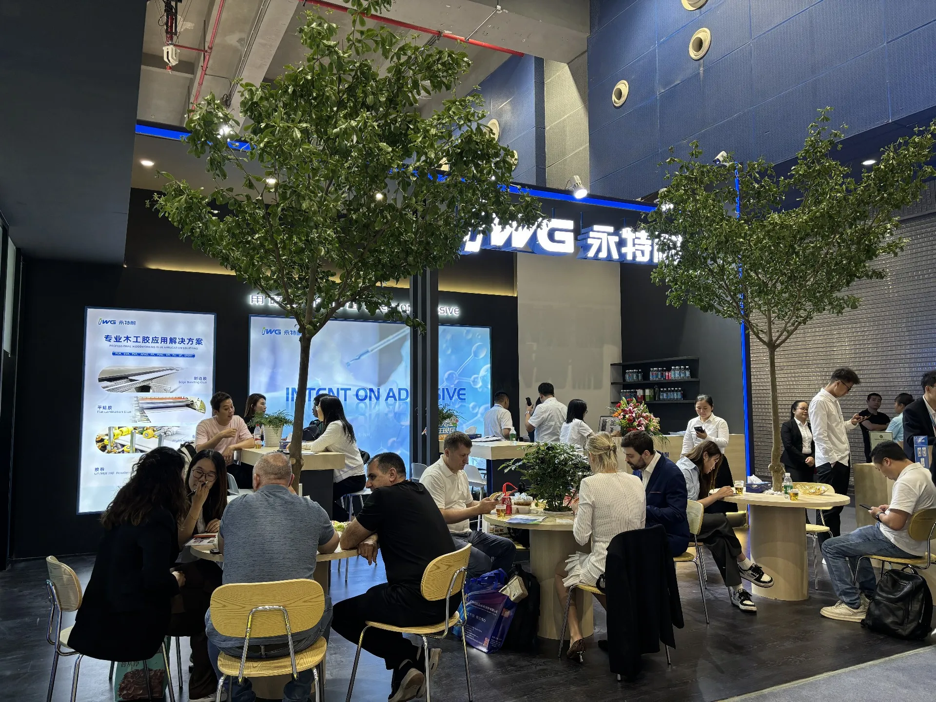 双展同辉 大展胶点|IWG永特耐携硬核PUR重磅亮相两大行业盛会 双展同辉 大展胶点|IWG永特耐携硬核PUR重磅亮相两大行业盛会